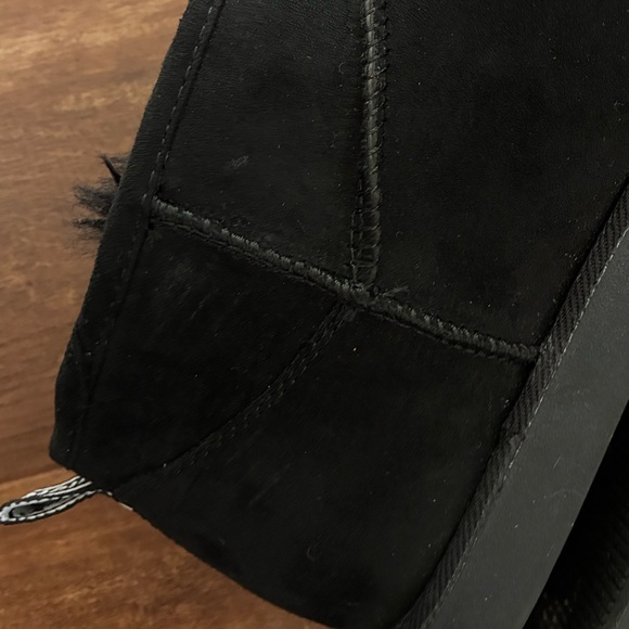 Juicy Couture Women's Kerri Cold Weather Ankle
Boots -Black Microsuede (Size7.5) - Picture 14 of 15